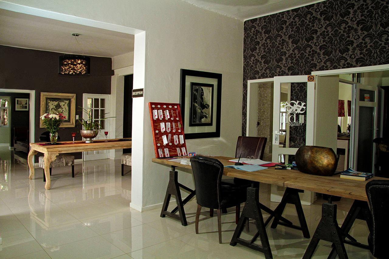 אוצ'יווארונגו Village Boutique Hotel מראה חיצוני תמונה