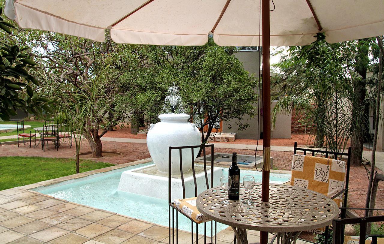 אוצ'יווארונגו Village Boutique Hotel מראה חיצוני תמונה