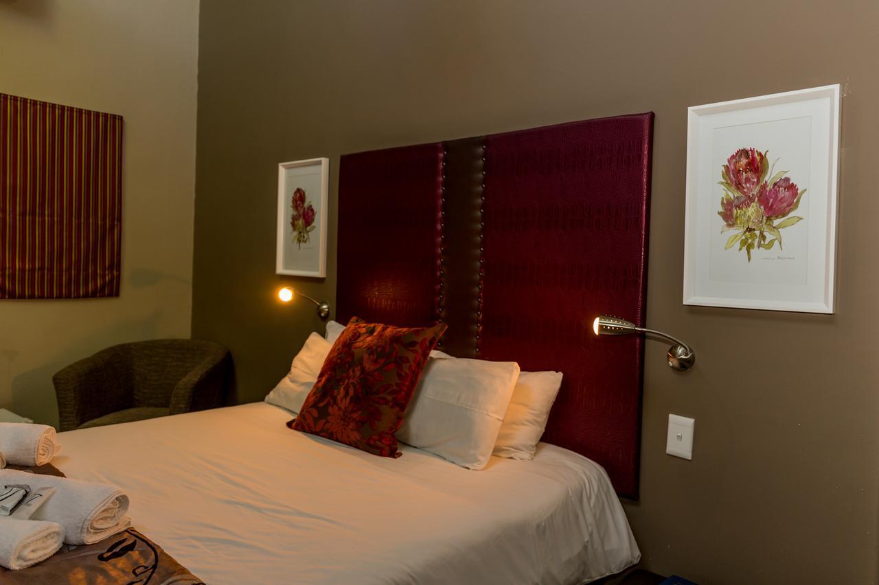 אוצ'יווארונגו Village Boutique Hotel מראה חיצוני תמונה