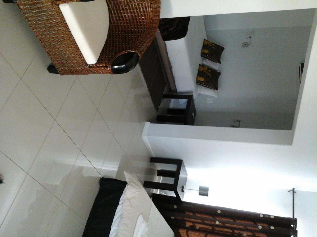 אוצ'יווארונגו Village Boutique Hotel מראה חיצוני תמונה