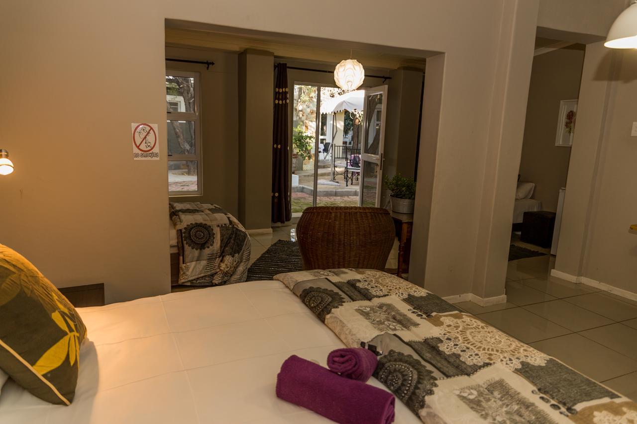 אוצ'יווארונגו Village Boutique Hotel מראה חיצוני תמונה