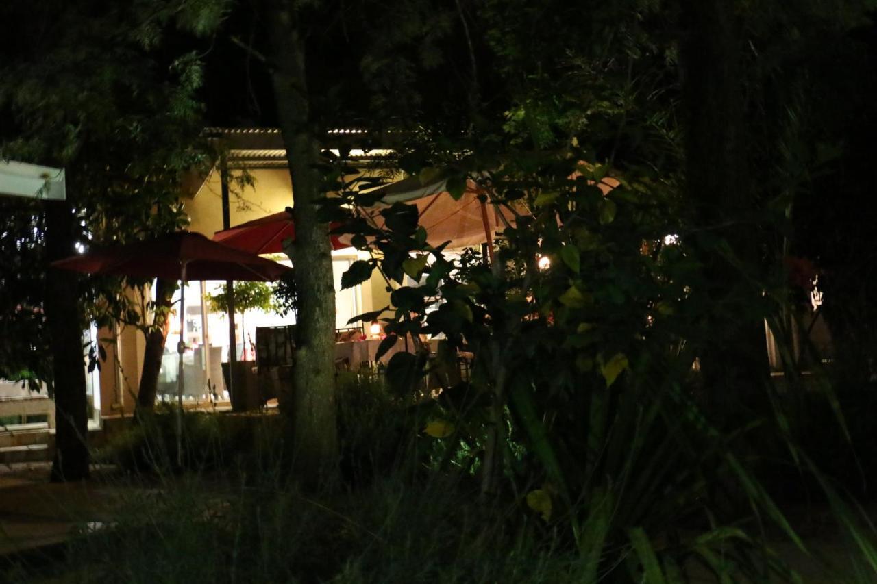 אוצ'יווארונגו Village Boutique Hotel מראה חיצוני תמונה