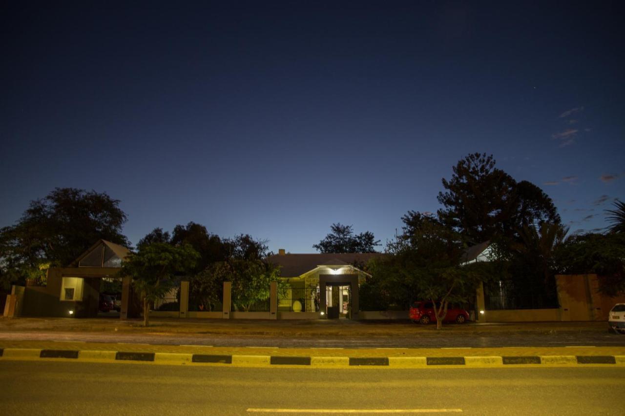 אוצ'יווארונגו Village Boutique Hotel מראה חיצוני תמונה
